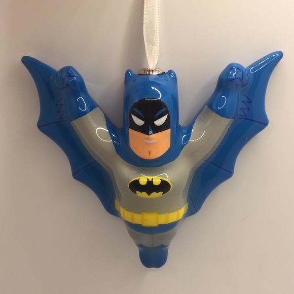Hallmark DC Batman Christmas Tree Ornament New - Picture 2 of 9
